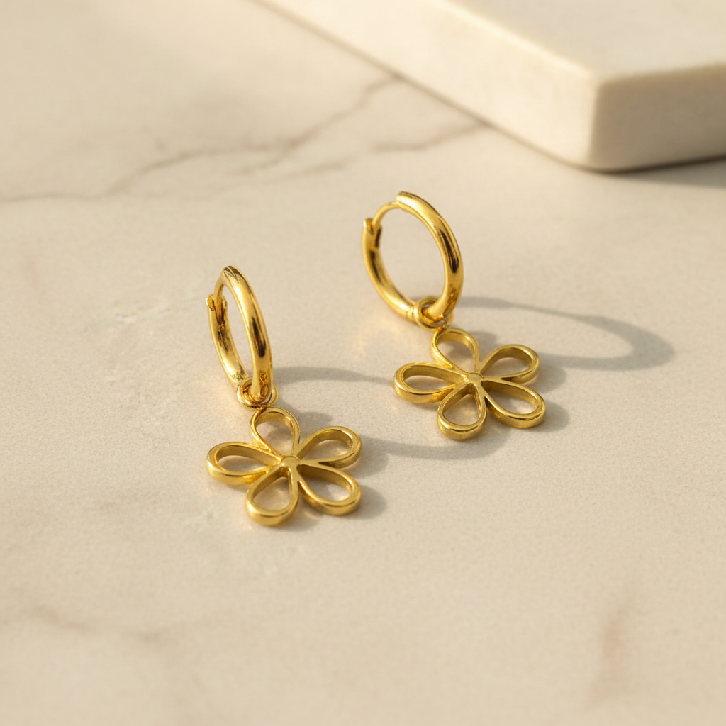 Bewerkte bloem oorbellen productfoto