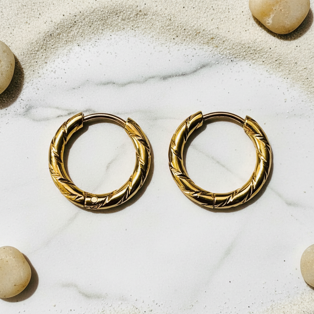 Ray Creolen - hinged closure